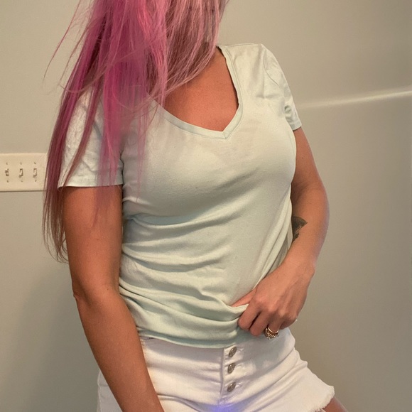 Light mint womens casual t-shirt, medium - Picture 2 of 6